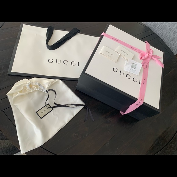 GG Marmont small matelassé shoulder bag - Picture 13 of 13